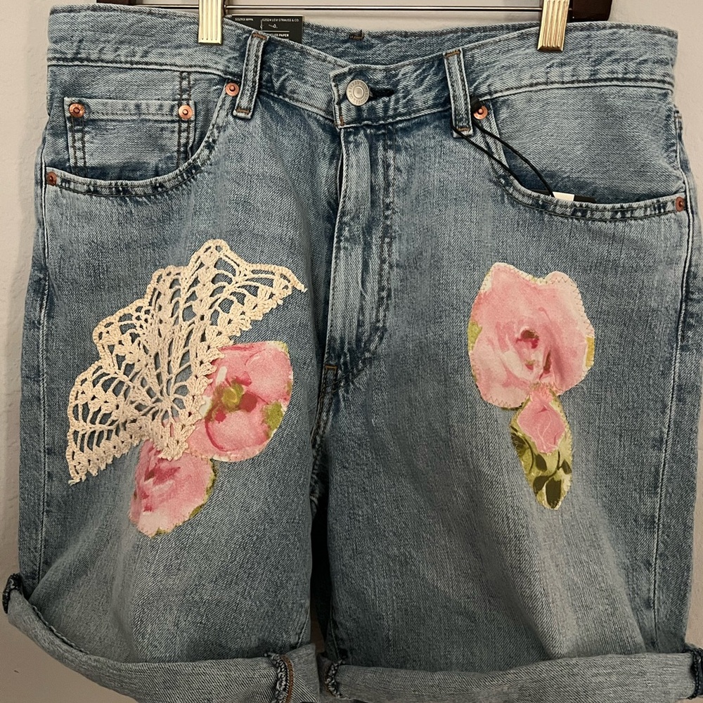 Levi's Loose Fit Denim Shorts / 33W